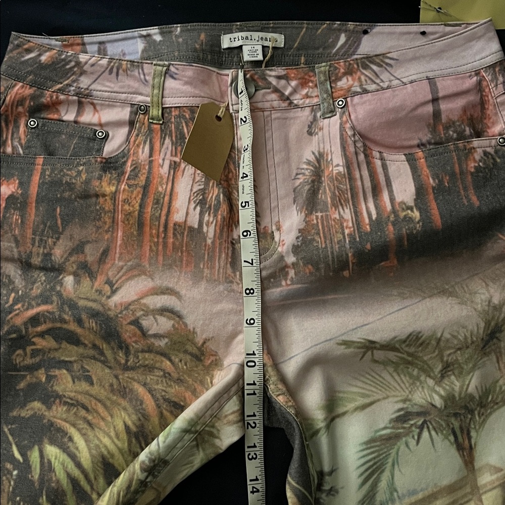 Tribal Travel Print Jeans - High-Rise Straight Leg - Size14 - Picture 11 of 13